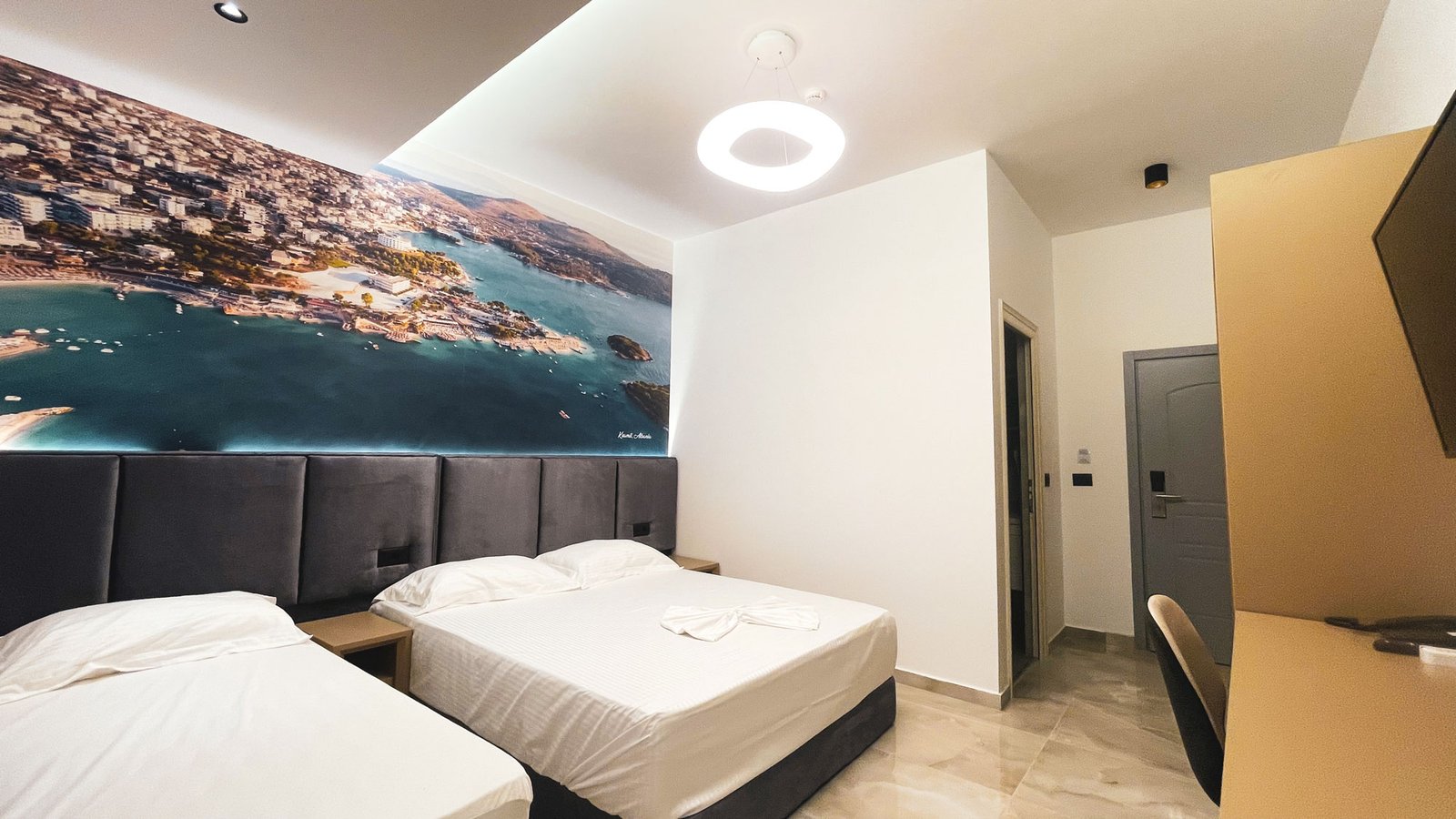 Triple-Room-2